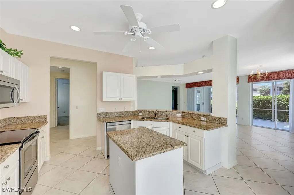 5080 Yacht Harbor Circle Naples FL 34112