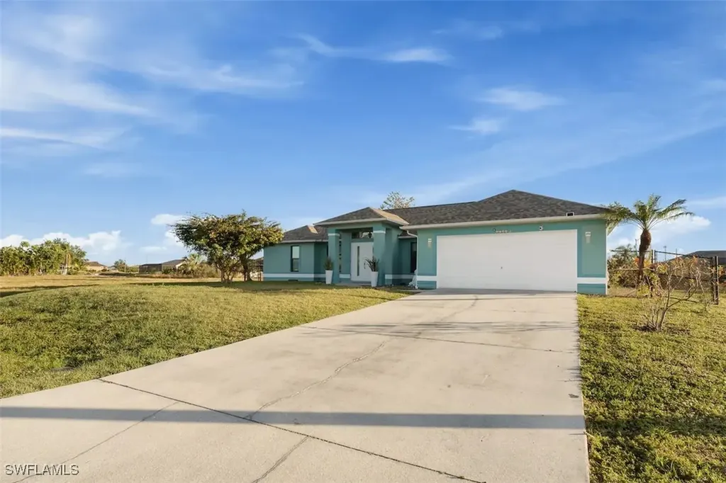 2724 SW 1st Terrace Cape Coral FL 33991