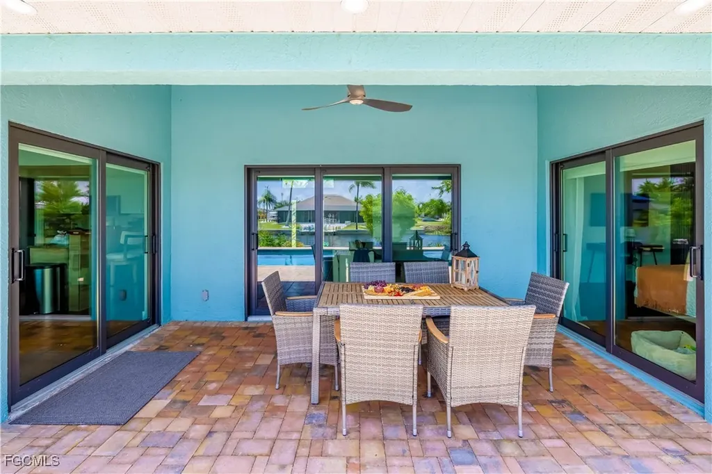 2724 SW 1st Terrace Cape Coral FL 33991