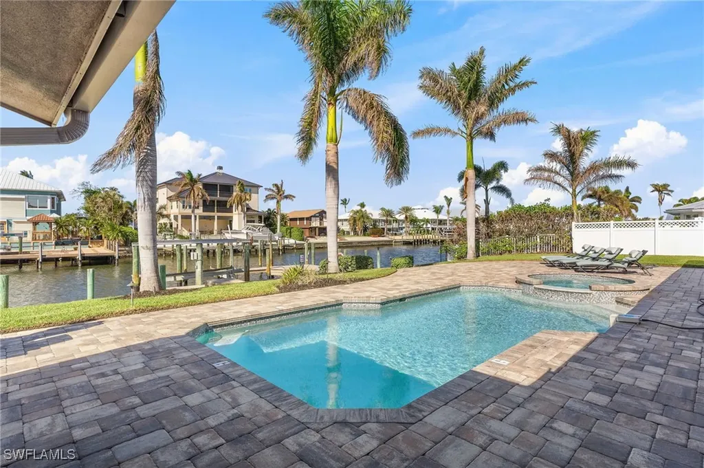 18404 Cutlass Drive Fort Myers Beach FL 33931