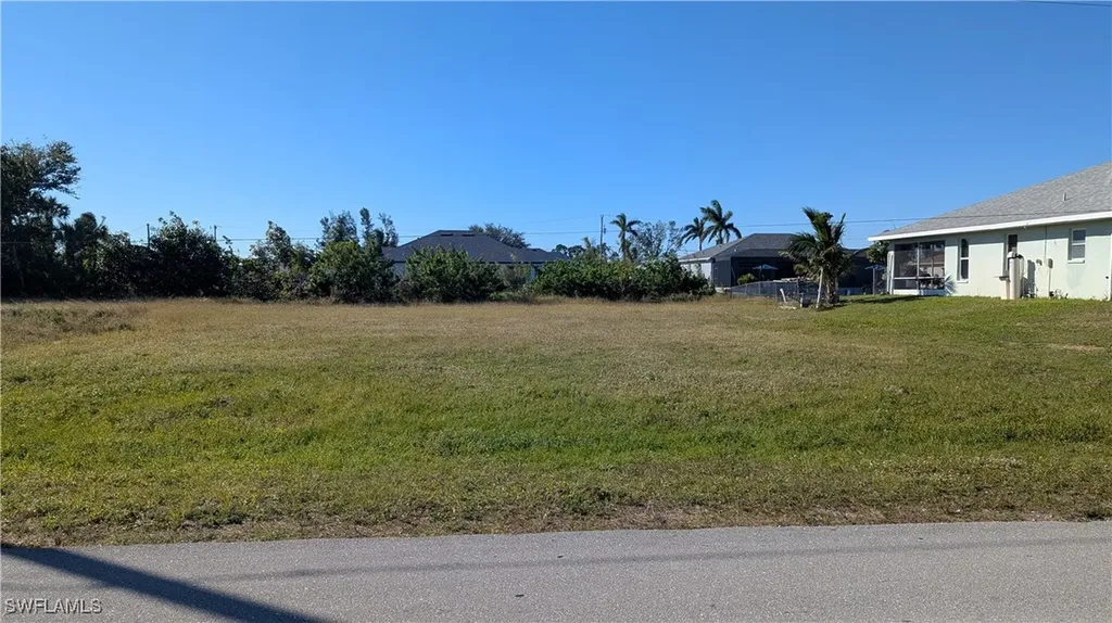 1420 SW Santa Barbara Place Cape Coral FL 33991