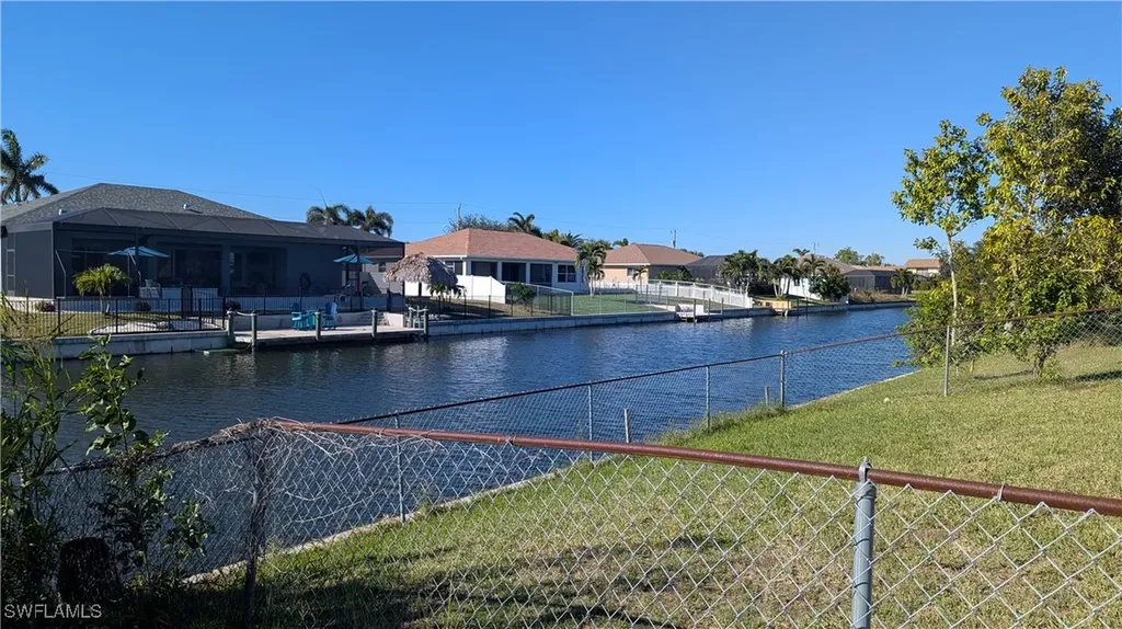 1420 SW Santa Barbara Place Cape Coral FL 33991