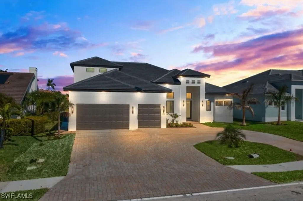 2133 Cape Coral Parkway W Cape Coral FL 33914