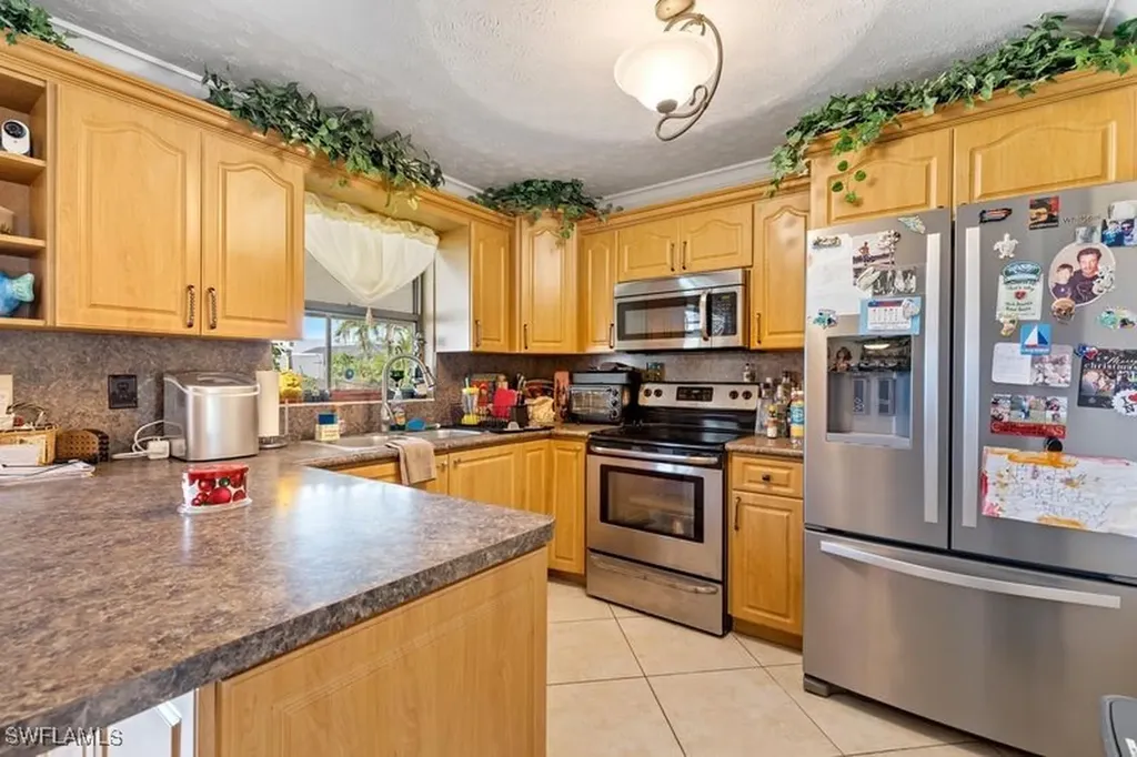 1145 SW 44th Terrace Cape Coral FL 33914