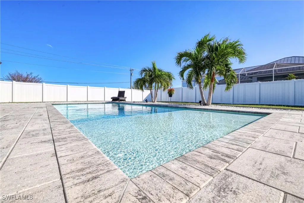2409 SW 18th Avenue Cape Coral FL 33914