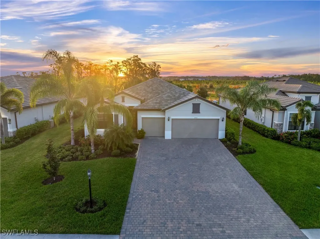 17572 Kinzie Lane Estero FL 33928