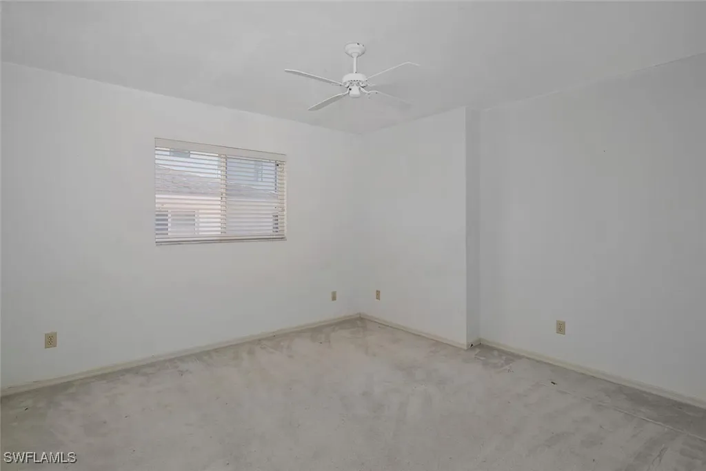 684 110th Avenue N Naples FL 34108