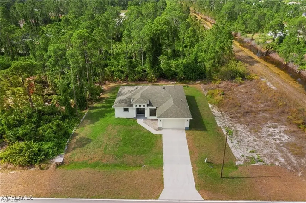1205 E 7th Street Lehigh Acres FL 33972