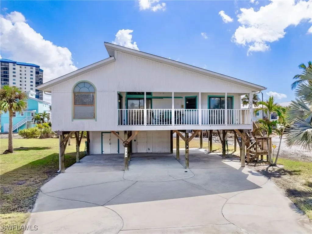134 Bayview Avenue Fort Myers Beach FL 33931