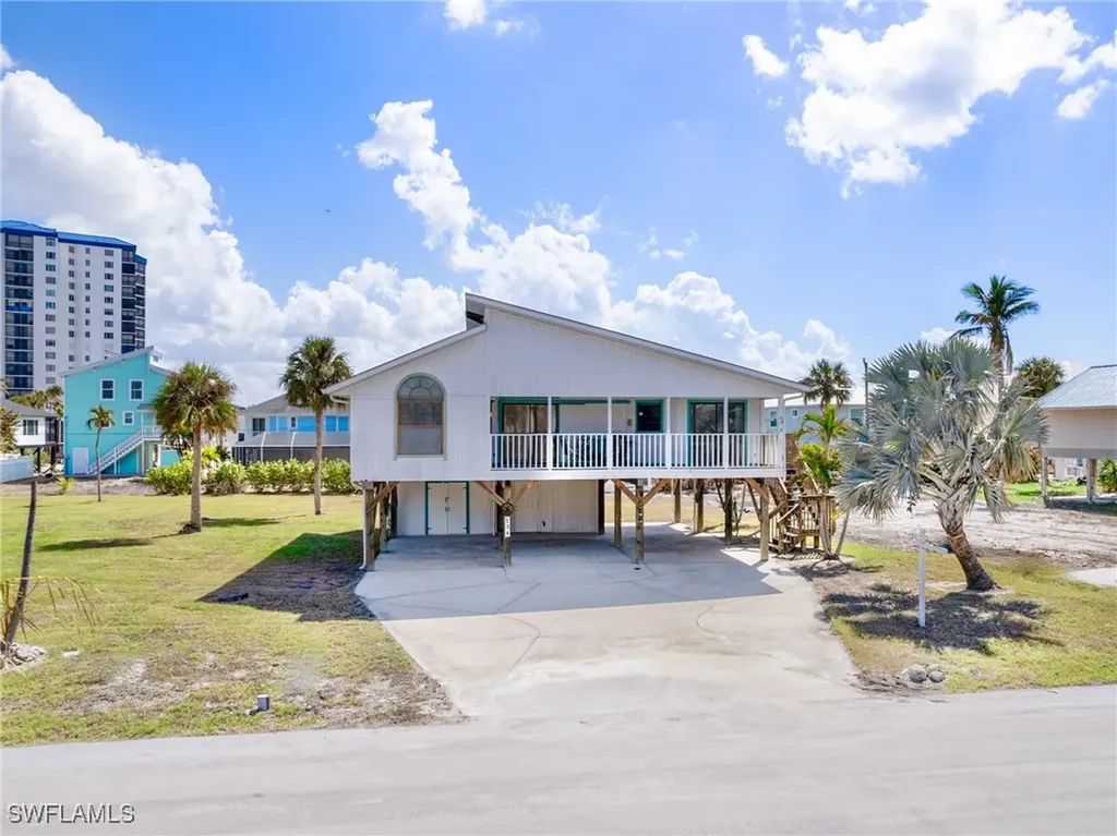 134 Bayview Avenue Fort Myers Beach FL 33931