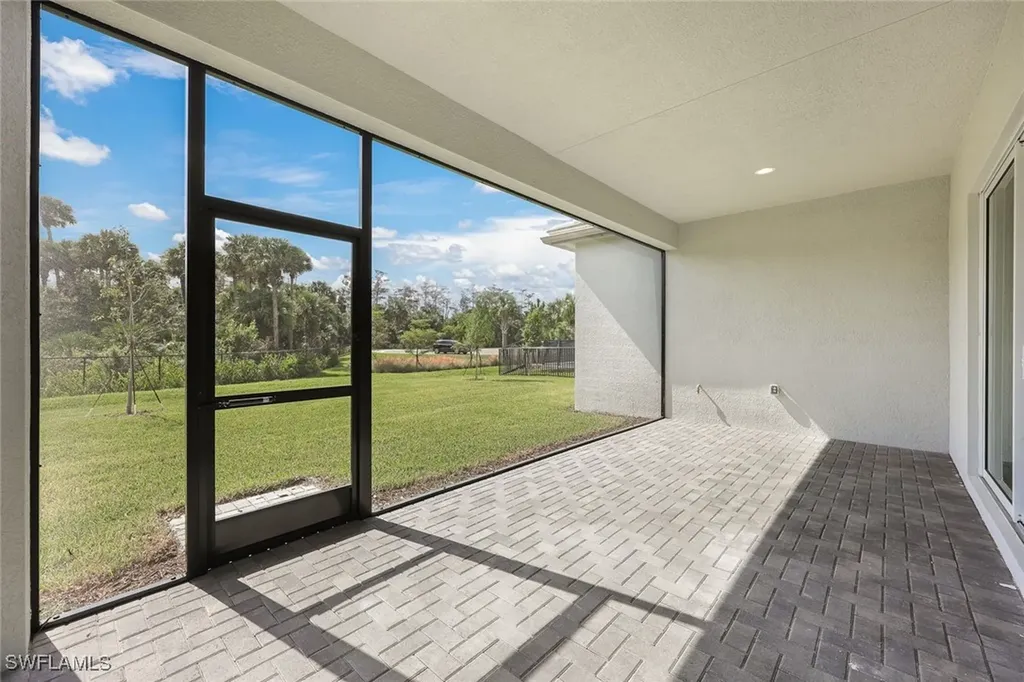 12216 Lotus Avenue Naples FL 34120