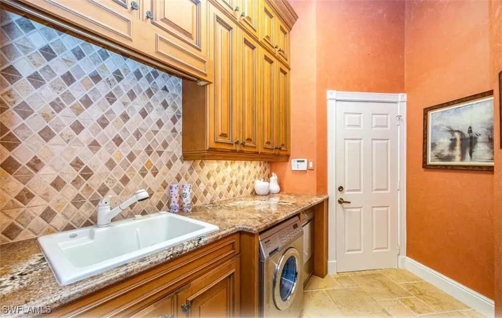 198 Monterey Drive Naples FL 34119