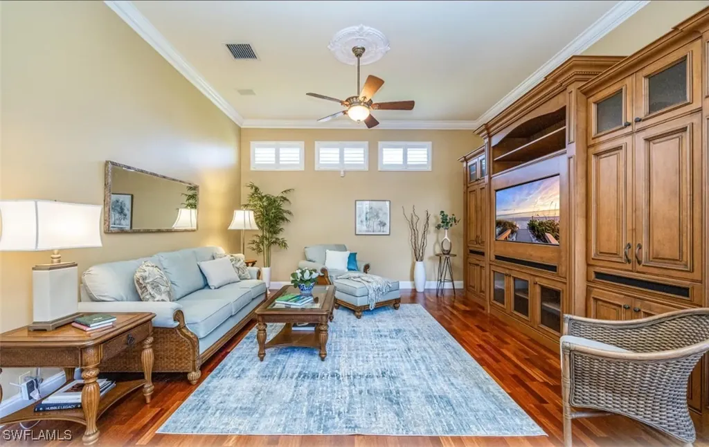 198 Monterey Drive Naples FL 34119