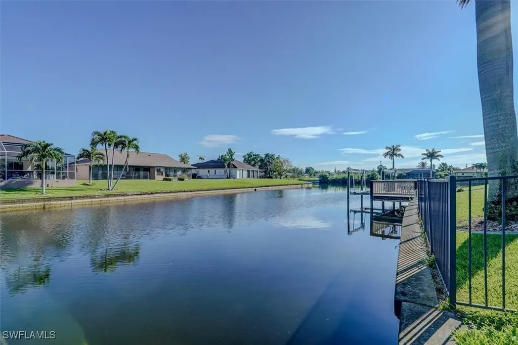2029 SE 7th Street Cape Coral FL 33990