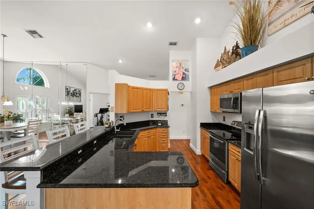 645 Lambton Lane Naples FL 34104