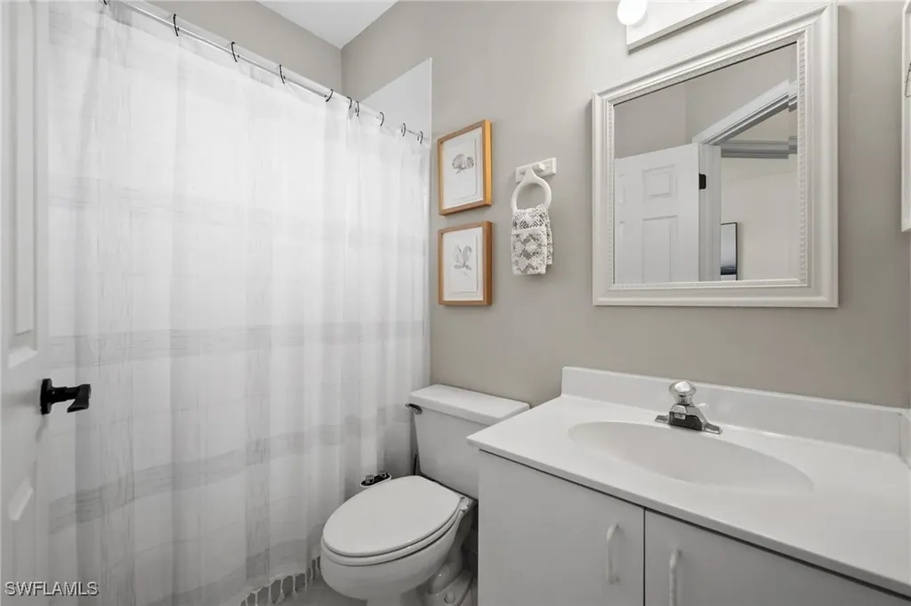 645 Lambton Lane Naples FL 34104