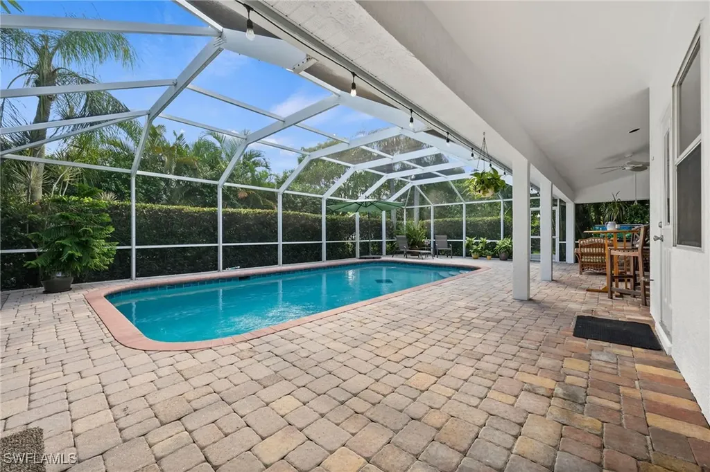 645 Lambton Lane Naples FL 34104