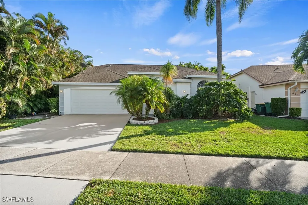 645 Lambton Lane Naples FL 34104