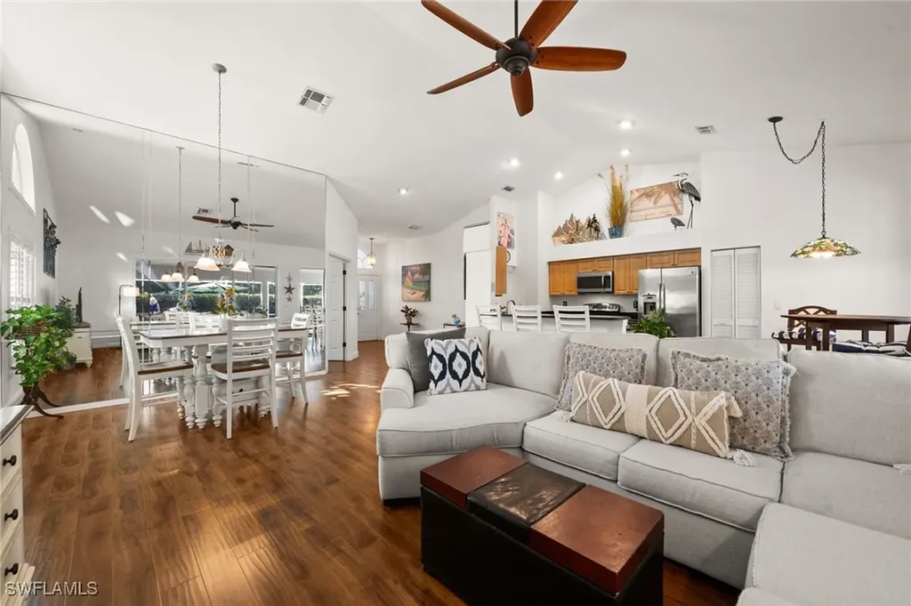 645 Lambton Lane Naples FL 34104