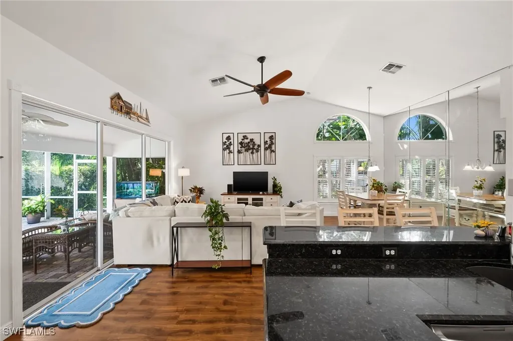645 Lambton Lane Naples FL 34104