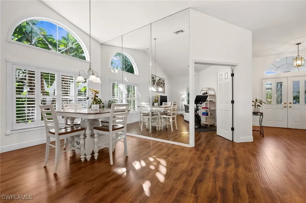 645 Lambton Lane Naples FL 34104