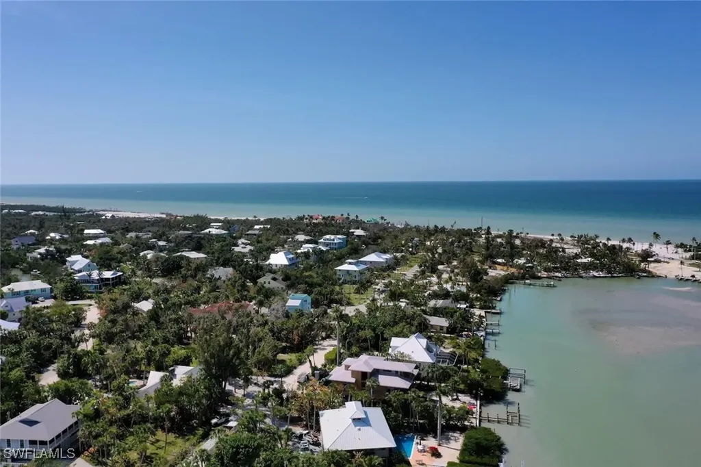 2604 Coconut Drive Sanibel FL 33957
