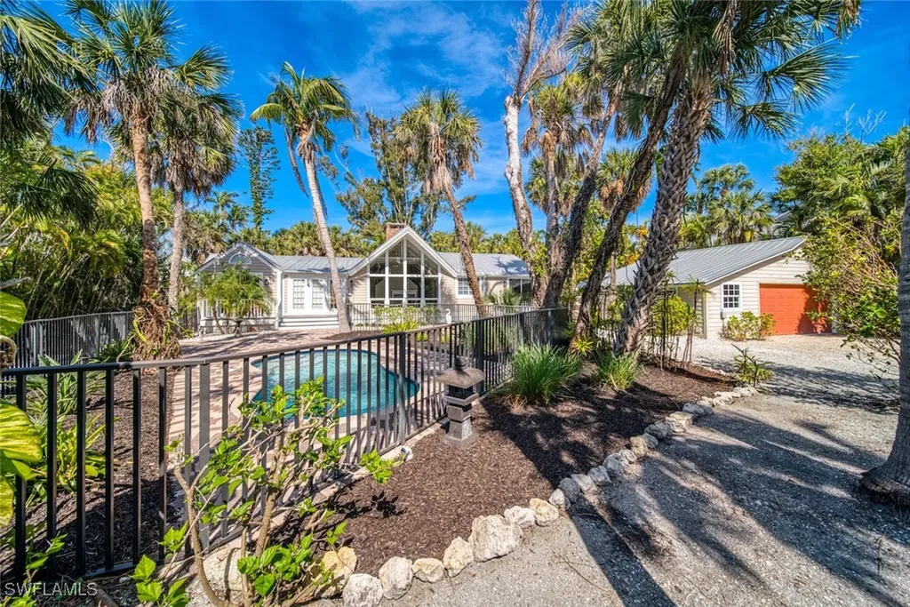 2604 Coconut Drive Sanibel FL 33957