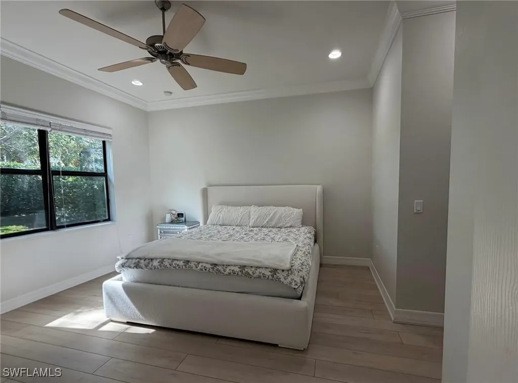 3195 Pacific Drive Naples FL 34119