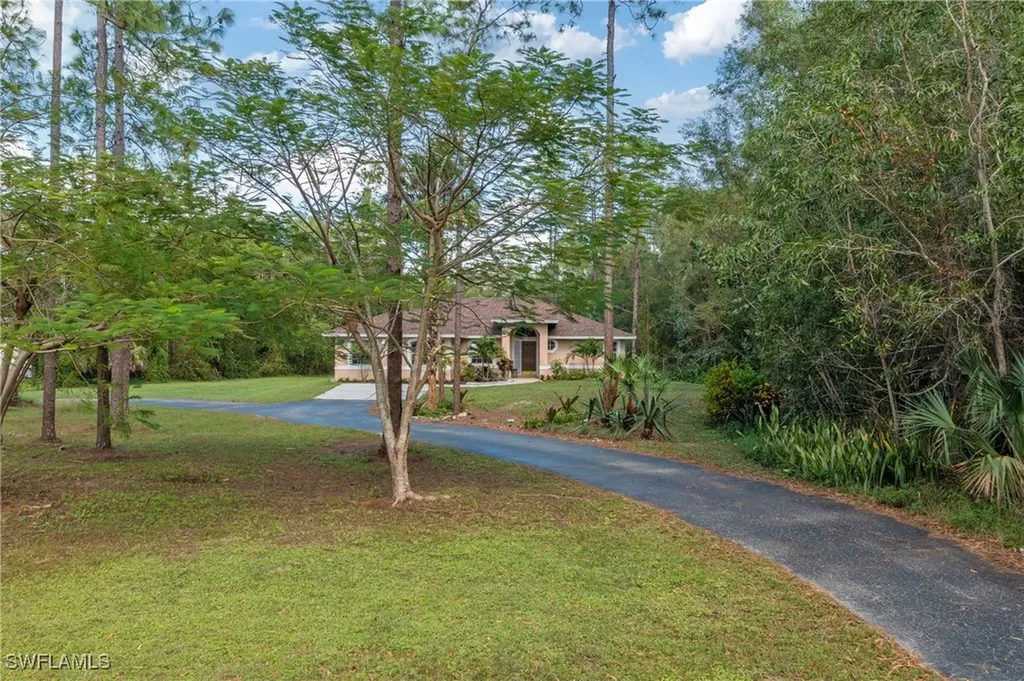 3281 4th Avenue SE Naples FL 34117