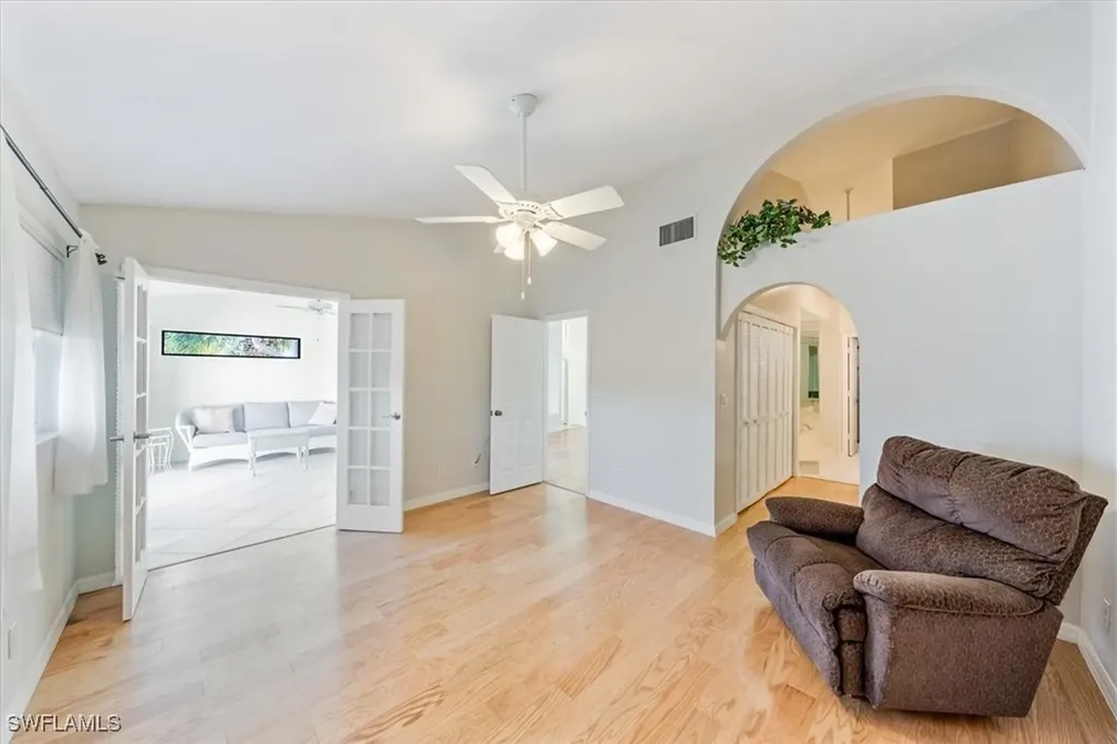 2233 Anchorage Lane Naples FL 34104