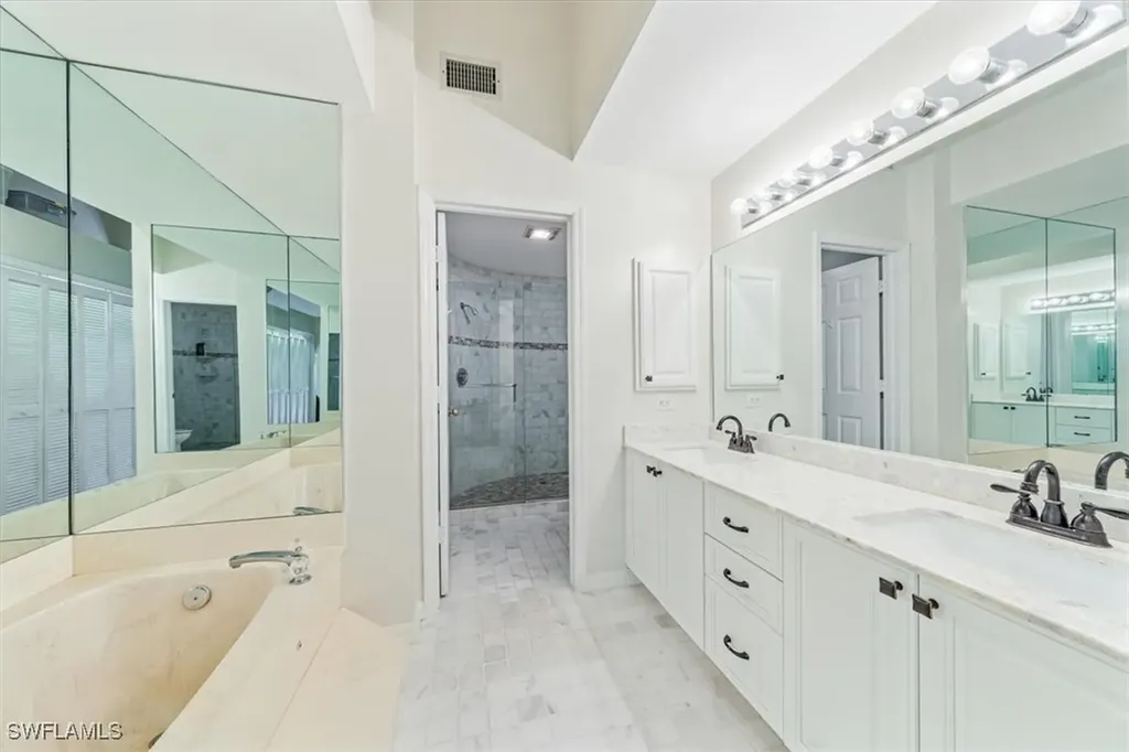 2233 Anchorage Lane Naples FL 34104