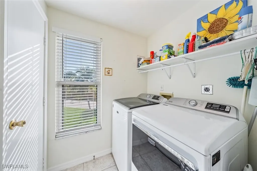 2233 Anchorage Lane Naples FL 34104