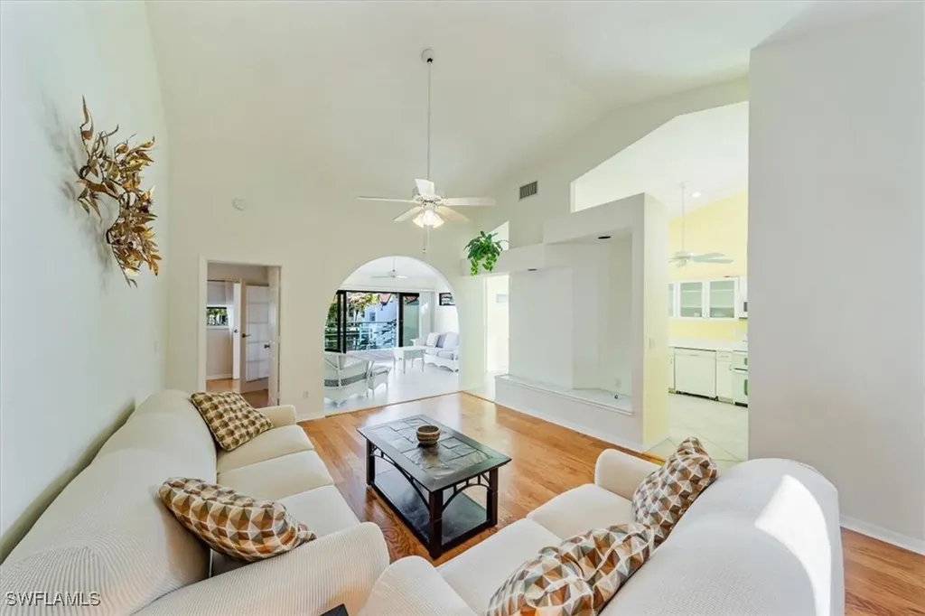 2233 Anchorage Lane Naples FL 34104