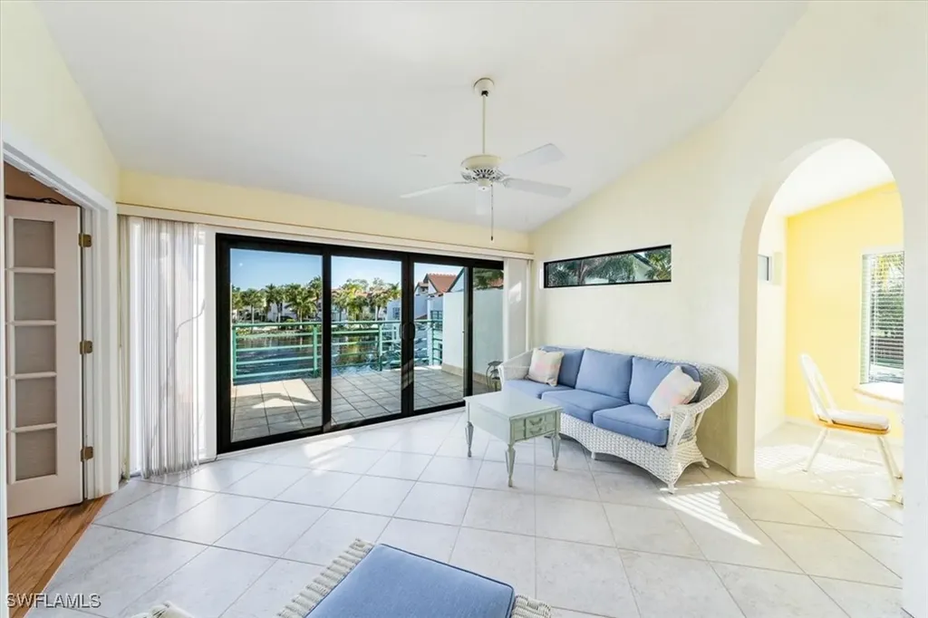 2233 Anchorage Lane Naples FL 34104