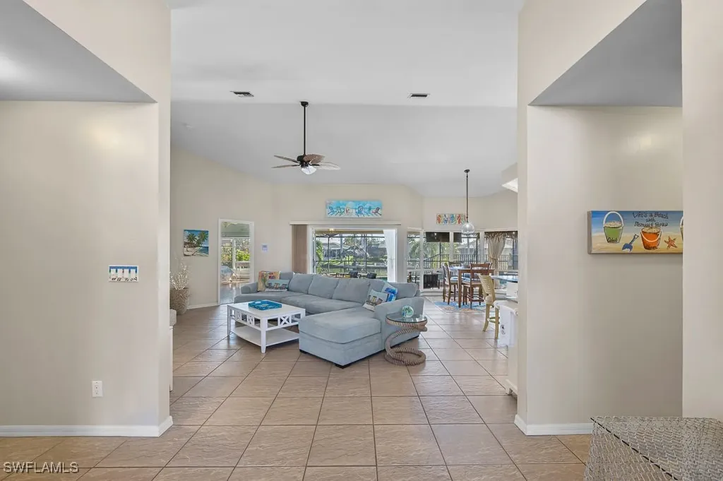 3501 SE 1st Avenue Cape Coral FL 33904