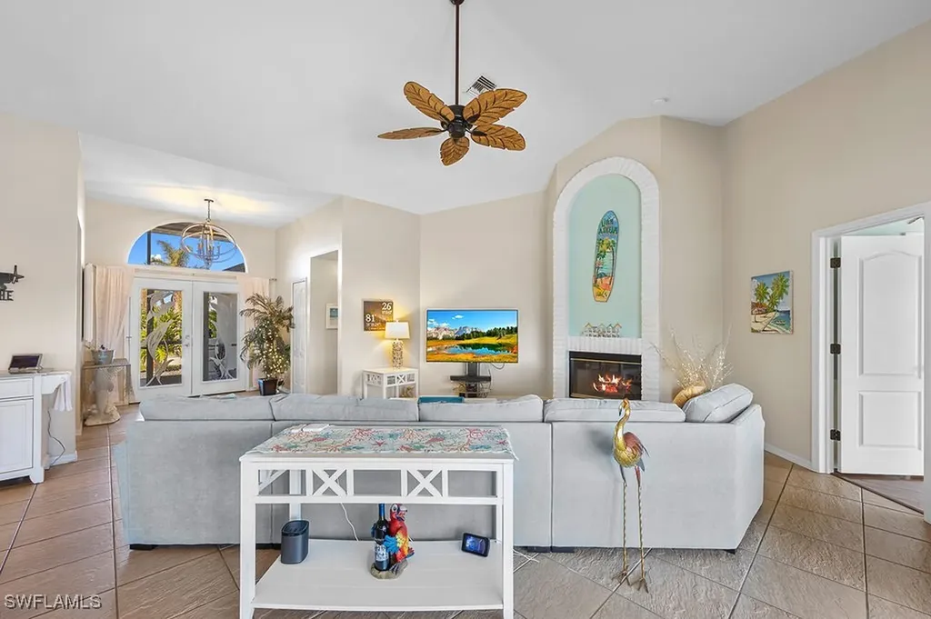 3501 SE 1st Avenue Cape Coral FL 33904