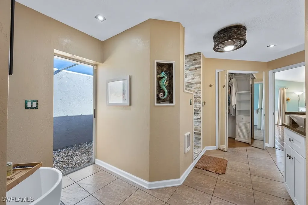 3501 SE 1st Avenue Cape Coral FL 33904