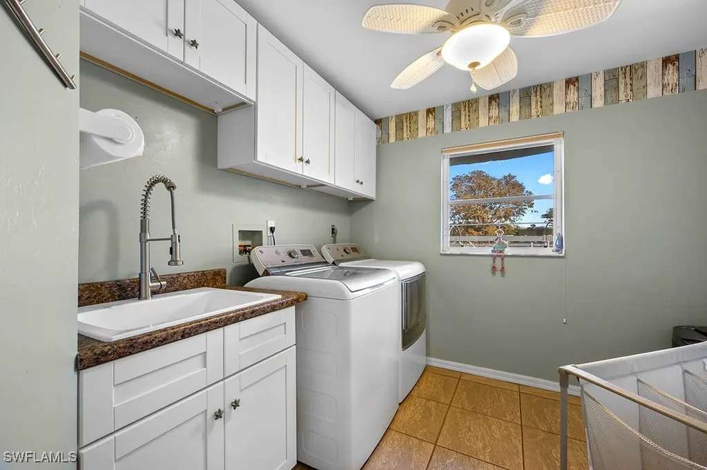 3501 SE 1st Avenue Cape Coral FL 33904