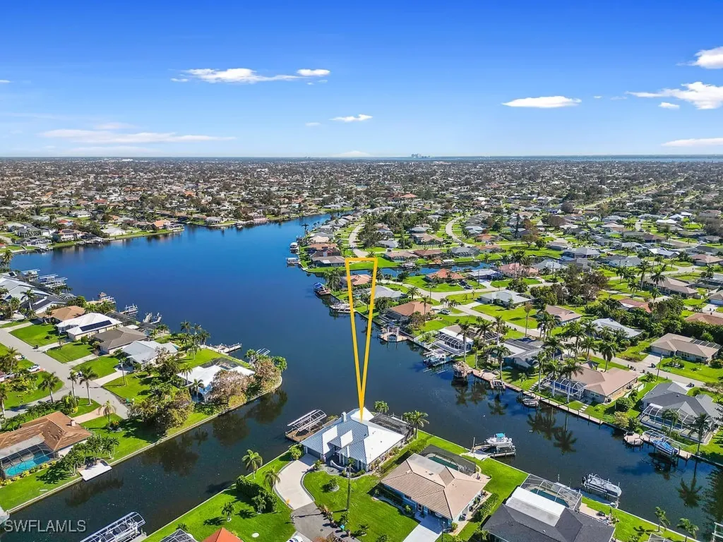 3501 SE 1st Avenue Cape Coral FL 33904