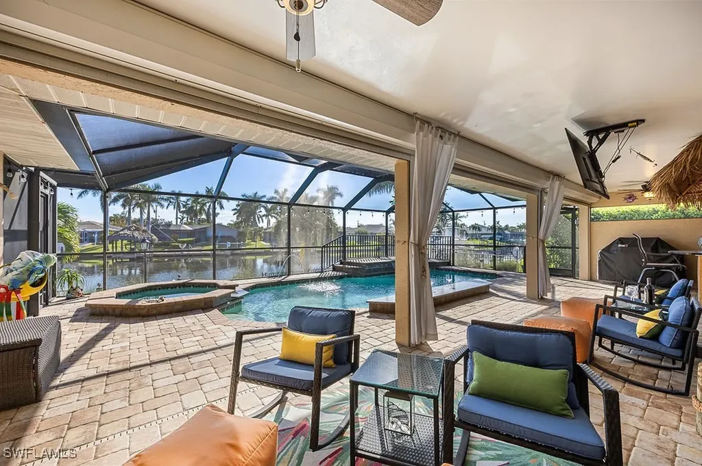 3501 SE 1st Avenue Cape Coral FL 33904