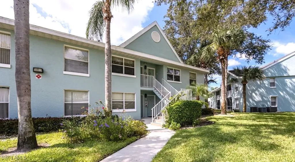 153 Wading Bird Circle Naples FL 34110