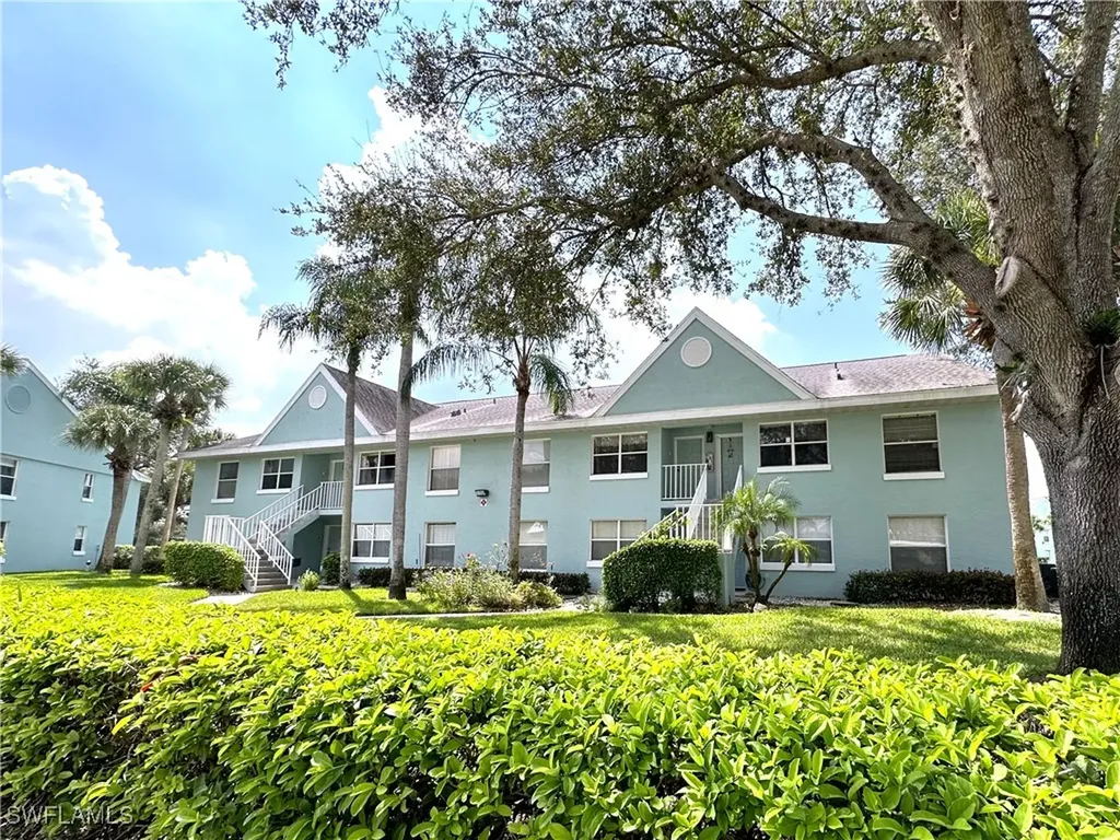 153 Wading Bird Circle Naples FL 34110