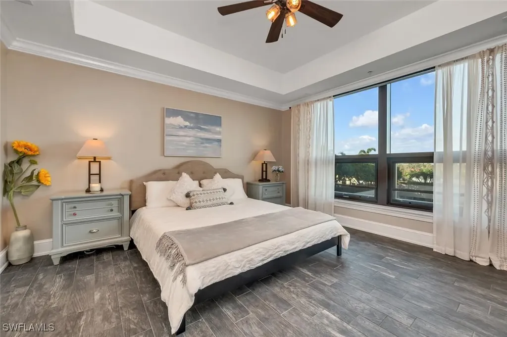 9123 Strada Place Naples FL 34108