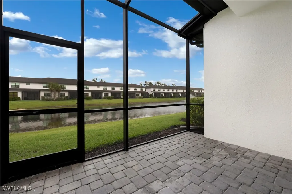 7549 Carnegie Way Naples FL 34119