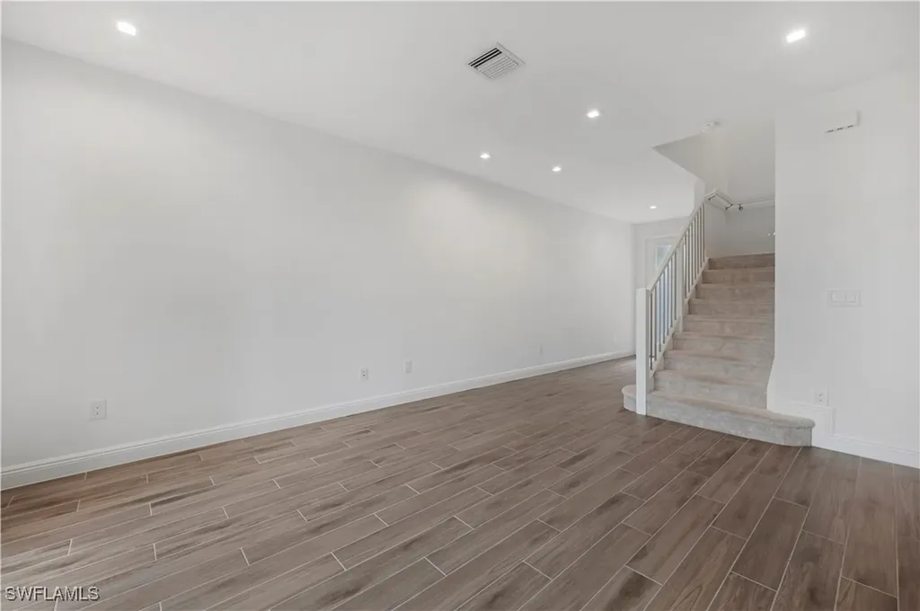7549 Carnegie Way Naples FL 34119