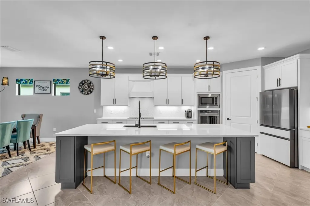 17030 Sunny Lake Court Alva FL 33920