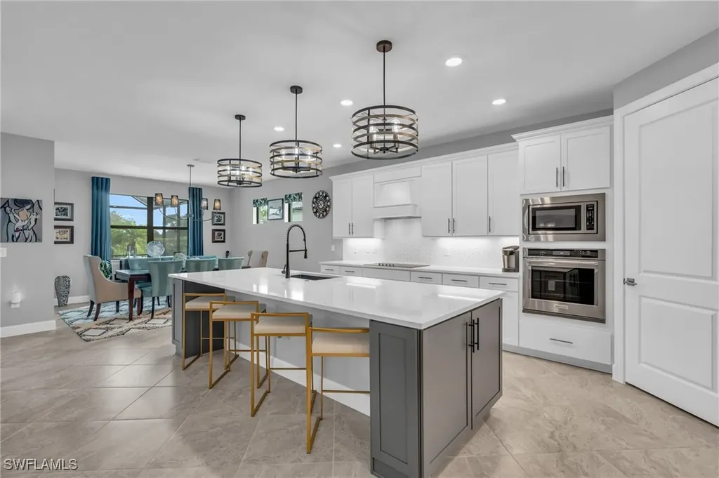 17030 Sunny Lake Court Alva FL 33920