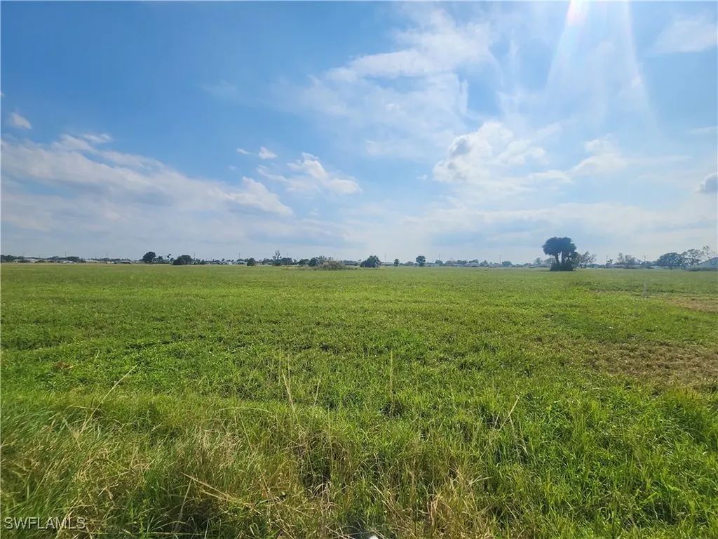 1914 NE 17th Terrace Cape Coral FL 33909