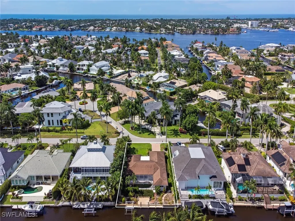 1893 Snook Drive Naples FL 34102