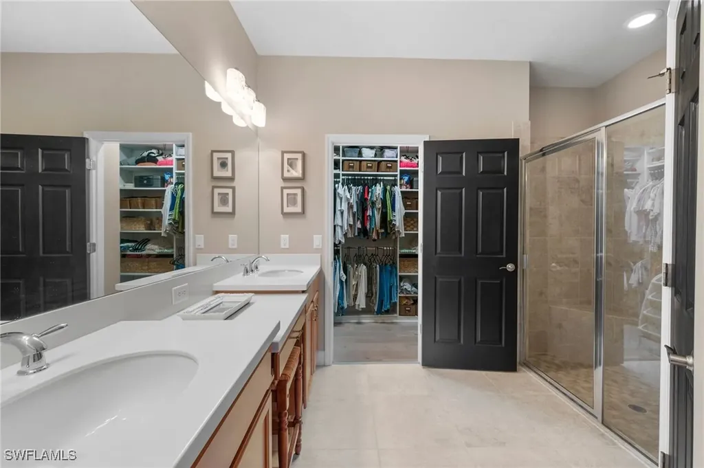 1305 Pamplico Court Cape Coral FL 33991